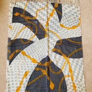 Beautiful winter scarf/wrap